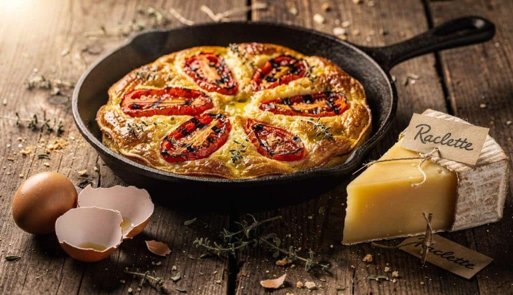 Frittata aux légumes et fromage à raclette : la recette facile