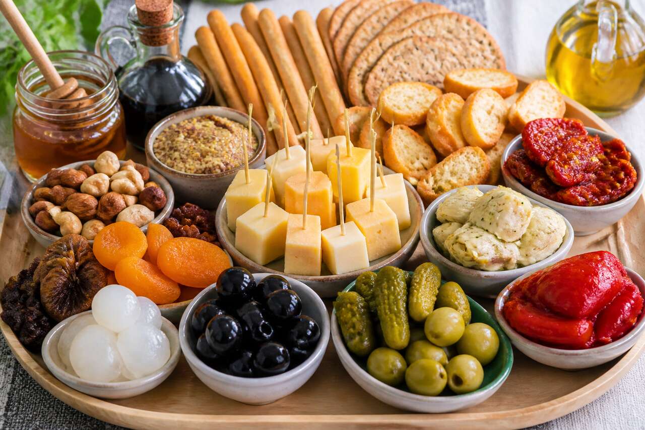 Plateau fraîcheur et brochette de fromage : recette gourmande