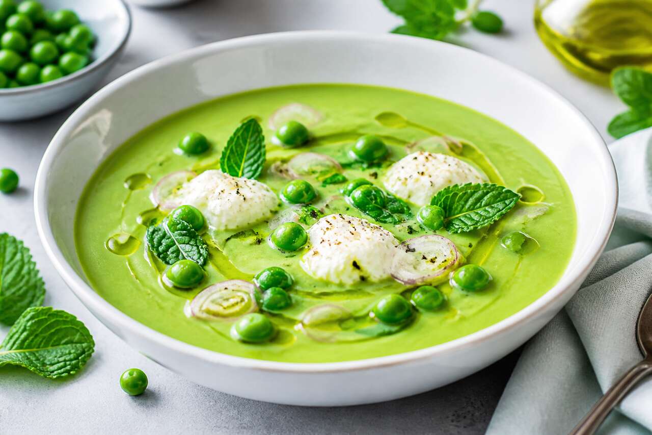Recette : velouté glacé de petits pois au fromage fouetté
